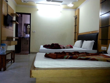 Centra 3* New Delhi