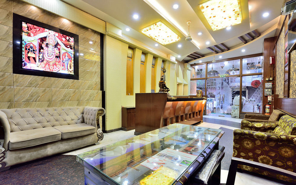 Hotel Centra 3*